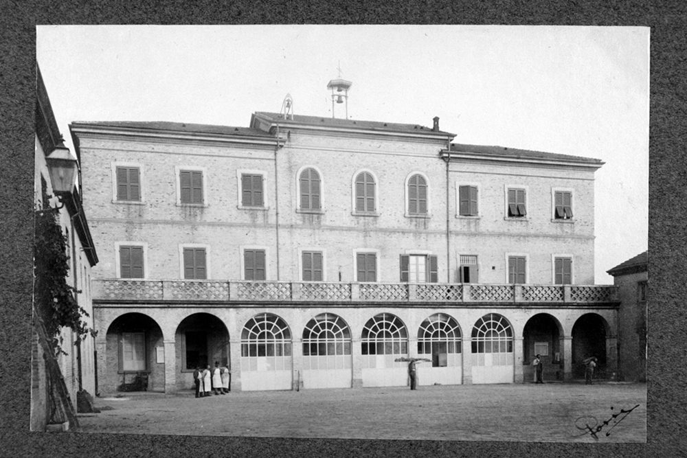 Internal courtyard.jpg